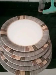Set of 6 Elegant Dinner Plates