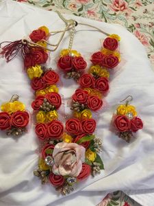 festive flora