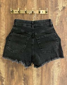 New Stylish Black Denim Shorts &amp; Free Gift 🎁