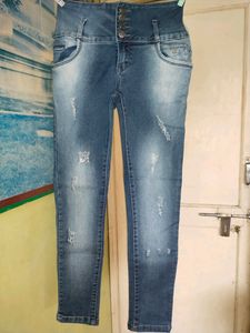 Distressed High-Waisted Skinny Jeans