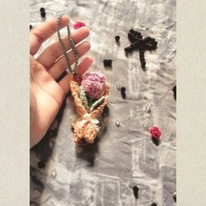 Crocheted Flower Bouquet Keychain Charm🌷🎀✨