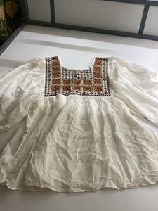 Embroidered Cream Kurta