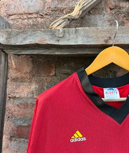 Vintage 90s Adidas jersy/tshirt/full sleeve tshirt