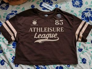 BRAND NEW ~ Cute Brown Crop top 🤎