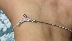 Elegant Silver Anklet with Pink Stones