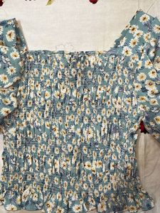 Floral Smocked Puff Sleeve Top