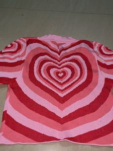 Heart Pattern Knit Top