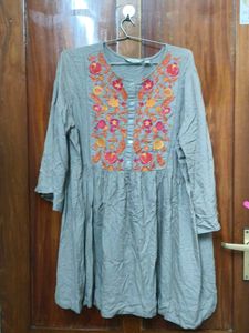 Embroidered Tunic Top