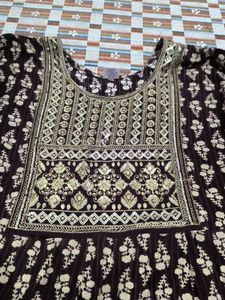 Elegant Embroidered Salwar Pants