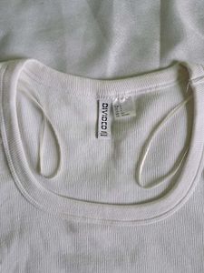 🎀H&amp;M White Ribbed Cropped Top🎀