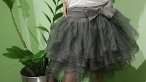 Grey Tulle Skirt .waist 22inch.length 33cm