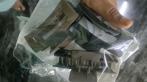 Set of Matte Hair Claw Clips