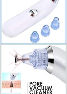 DermaSuction Pore Cleaning Device