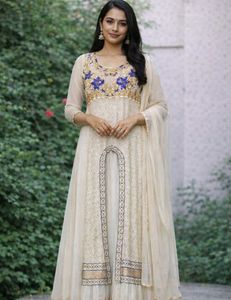 Cream Kurta Set with Blue Embroidery