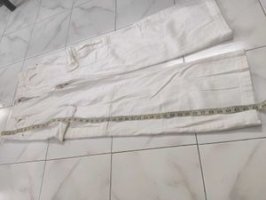 OUTRYT White Cargo Jeans