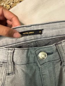 HOTTIE- ANKLE JEALOUS 21 faded Grey Jeans