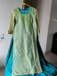 Elegant Embroidered Kurti 1 Taime Used