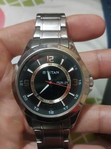Titan Silver-Toned Analog Watch