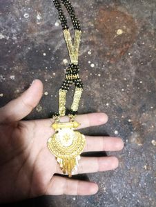 Elegant Gold Mangalsutra with Black Beads