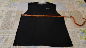 Nike Black Sleeveless T-Shirt