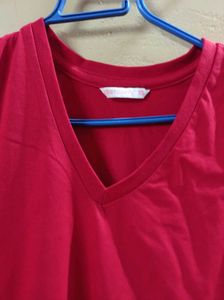 Red V-Neck Long Sleeve Top