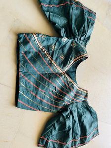 Saree With 2 Blouses