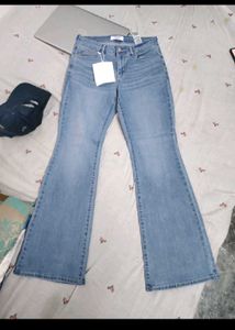 Light Wash Flared Jeans