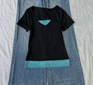 Casual Black V-Neck Top