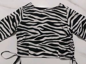 CULPI Comfy Feminine Animal printed Women Top