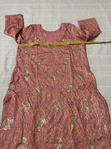 Kurta Set with Sequins &amp; Embroidery