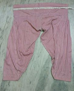 Elegant Pink Kurta with White Design