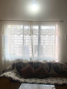 5 Curtains