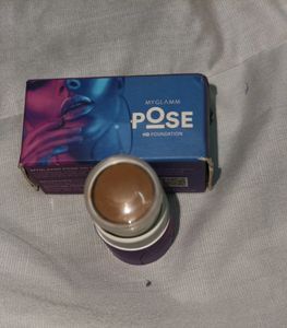 Pose HD Foundation Stick