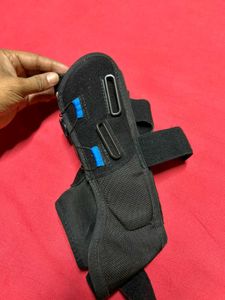 Aircast AirSport+ Ankle Brace