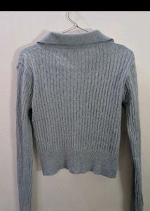 Stylish Gray Knit Crop Top