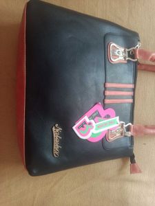 Stylish Black &amp; orange Handbag