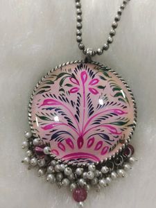 Hand-painted Pendant And Chain