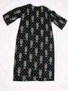 Elegant Black Kurta with Intricate Print