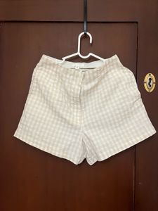 H&amp;M Beige Gingham Linen Blend Shorts