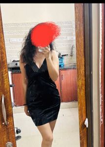 Chic Black Velvet Mini Dress