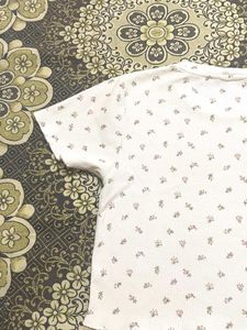 Cute Floral Print Cropped T-Shirt