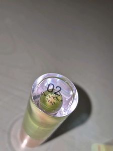 Swiss beauty Moist Heist Lip Oil 2 cucumber trap