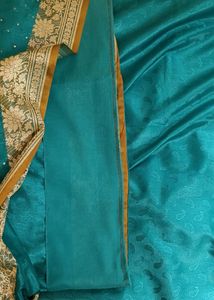 See green Saree