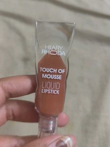HILARY RHODA Liquid Lipstick