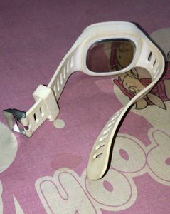 STYLISH WHITE SPORTS MEN'S WATCH (NON WORKING)