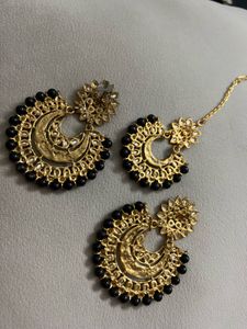 Elegant Black &amp; Gold Maang Tikka Set