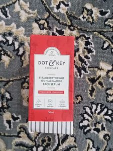 Dot & Key Strawberry Bright Face Serum