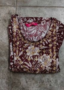 Maroon Floral Embroidered Kurta