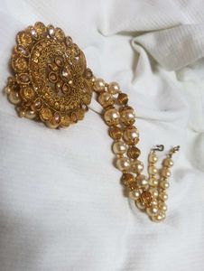 Pearl &amp; Gold Statement Necklace