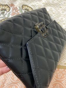 Cushion Style Clutch